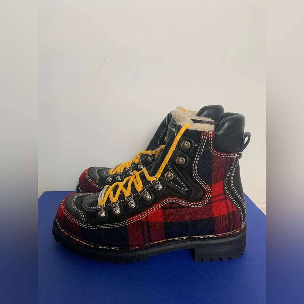 Daquared Boots
